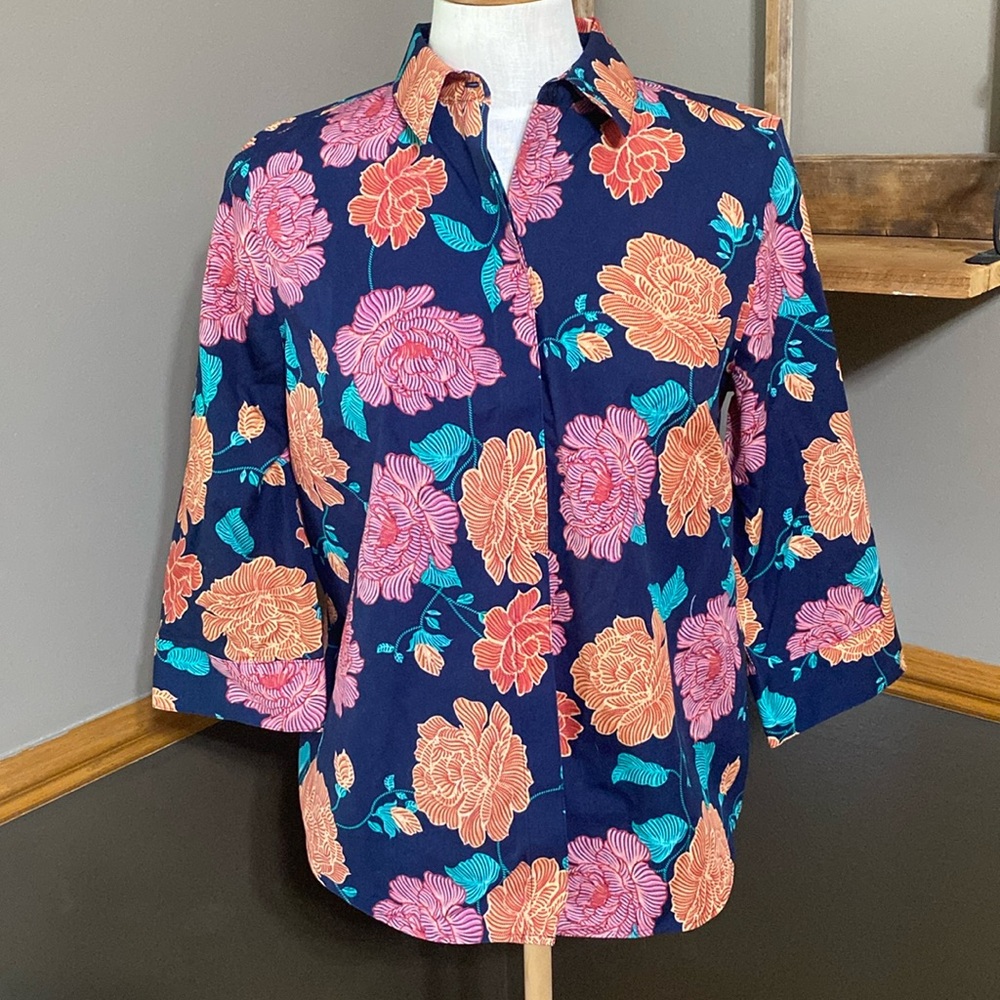Chico’s navy blue, pink, orange & green floral button down 3/4 sleeve top size S